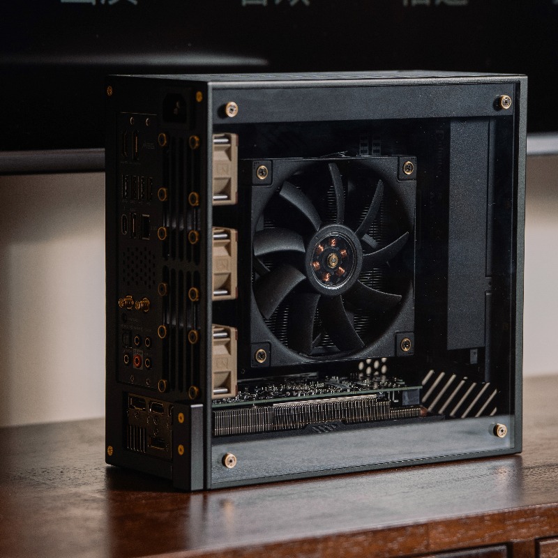 LP P6 ITX Case Aluminum CNC Mi - Sff Mini Itx Cnc Aluminum Chassis recension och pris